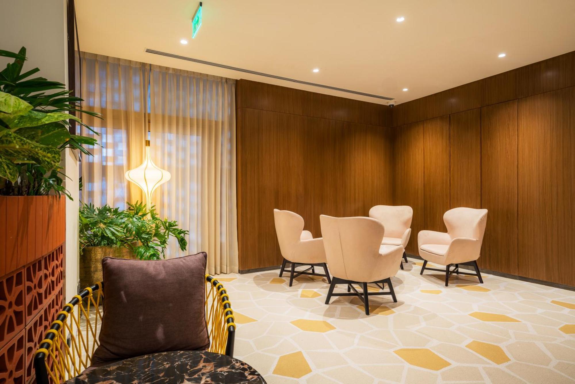 080 Transit Hotel, T2 Turuvekere Dış mekan fotoğraf